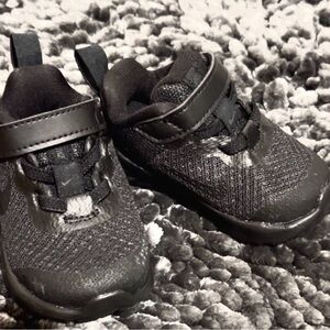 New Black Nike Infant Sneakers/Shoes Size 3C